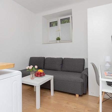 Micro Apartment Near Fort Mokotow Warsaw Ngoại thất bức ảnh